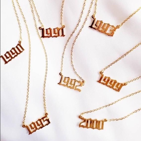 LAST ONE 1994 Old English Birth Year Necklace - Picture 3 of 6